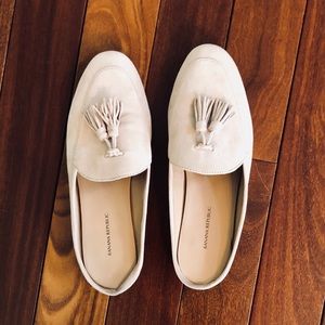 Banana Republic Mule Flats